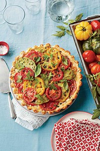 Tomato, Cheddar, and Bacon Pie Recipe