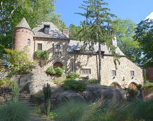 $3.2m New York, USA. A Modern Bronx Castle for Sale - Castleist