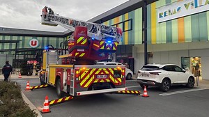 Un centre de bronzage prend feu dans la zone de la Croix-Blandin à Reims