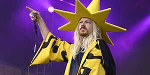 100 gecs Shares Glitchy “Dumbest girl alive” Music Video From New ‘10,000 gecs’ LP