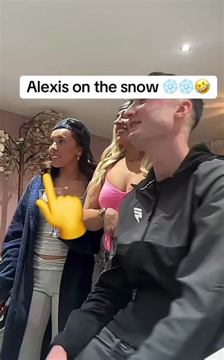 Alexis Reed's Fun Snow Adventure: Laughter on the Slopes