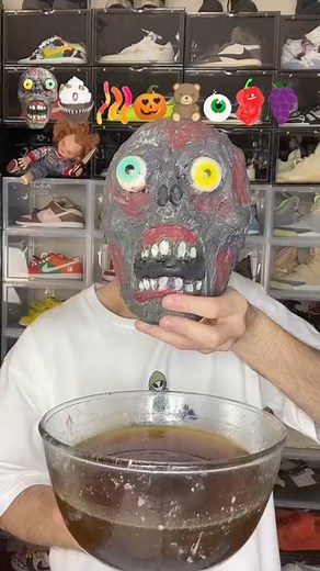 318K views · 6.2K reactions | Food ASMR Eating a Spooky Mask and other snacks! #baderalsafar #food #foodasmr #FoodLover #asmr #mukbang #asmreating #asmrfood #asmrsounds #asmrvideo #eat #eating #eatingasmr #eatingshow #351 | Bader Al Safar | Facebook