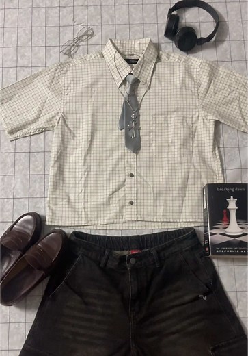 Boxy cropped with neck tie outfit ♡₊˚ 🦢・₊✧#fyp #boxy #boxyfit #outfitideas #aesthetic #phnomphen