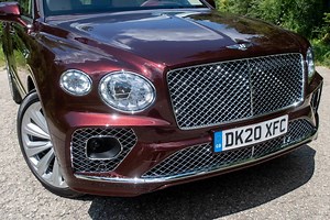 2021 Bentley Bentayga: 6 Pros and 4 Cons | Cars.com