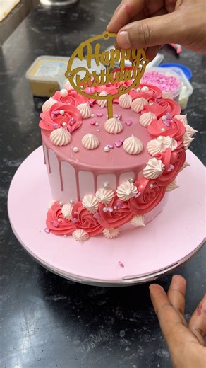 Pink Floral Fantasy cake #cake #shorts #trending #viral #rosescake