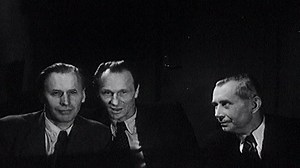 Fritz Rasp and Ernst Busch on THE THREEPENNY OPERA