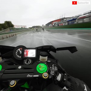 25 reactions | Wet Corner Turns Deadly for 300KM⧸H Ninja H2R | Royaltyz Cel Luler | Facebook