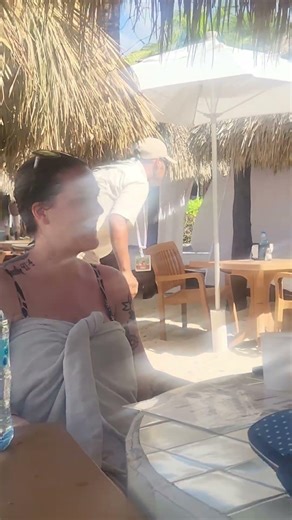 “Mariachi Surprise at Mr Sanchos! 🎺🇲🇽 You Won’t Believe This Performance!”