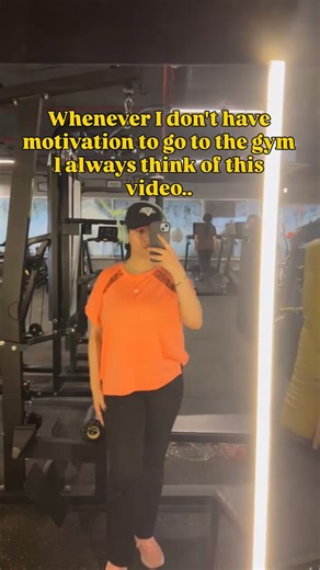 Tara💫 on Instagram: "Lean muscle mass isn’t just an aesthetic goal. For women, it’s one of the most powerful tools we have for long-term health. As we age, women naturally lose muscle and bone density. That’s what increases the risk of osteoporosis, fractures, loss of independence, and chronic health issues later in life. Building and maintaining muscle helps: * protect your bones * support your hormones * reduce injury risk * keep you strong, mobile, and independent as you age And no, lifting