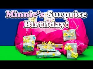 Opening Minnie Mouse and Mickey Mouse Surprise Birthday Party Toys