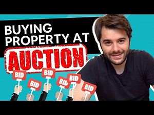 Buying Property at Auction [12 Things You Need To Know]