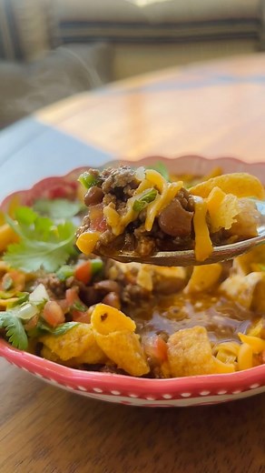 367K views · 375 reactions | Leftover Chili: A Love Story. ️ | The Pioneer Woman - Ree Drummond | Facebook