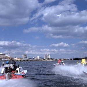 119K views · 943 shares | Like our page for all of the latest news on Boat Race Japan … a dynamic and unique boat racing sport born in Japan! And when it is OK to travel, please visit Naruto and do the Shikoku Pilgrims walk or check out the renowned natural whirlpools in the Naruto Strait! | Dynamite_boatrace_japan | Facebook