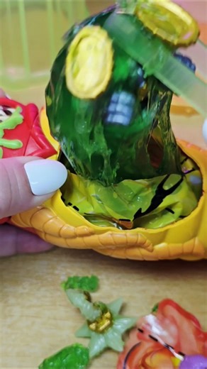 ASMR Playroom on Instagram: "Treasure X Alien Dissection #asmr #treasurex #moosetoys"