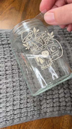 Learn the wet method hack for applying Cricut vinyl to glass ✨ Rounded items are NOT to be feared! This simple vinyl application trick helps you get bubble-free, perfectly aligned designs every time even on curved surfaces. . . . #cricutuk #cricut #cricutmade #crafts #cicutbeginner | Cricut