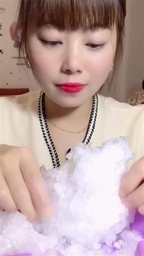 Kwai ID ndjdbxhzjd (Zhaofeng) - Dry Crunchy Refrozen White Shaved Ice Chunks - Fast Only Bites Ice Eating ASMR Collection #iceeatingasmr