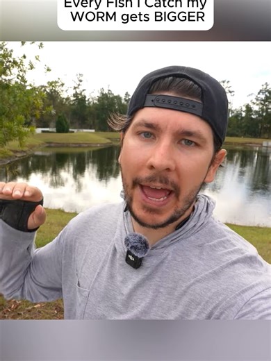 Increasing Worm Size with Every Catch: Fishing Adventure