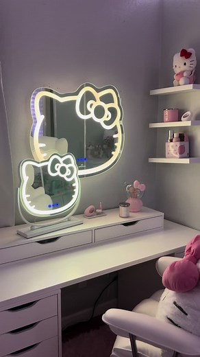 Hello Kitty Vanity Set: A Dreamy Vina Collection