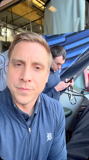 Pre pregame show | Andy Dirks