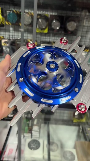 Che két nước quạt tản nhiệt lắp ab/vario/click các dòng xe 2 val nhe ae. Kèm phụ kiện đầy đủ lắp đặt như zin #dochoixemay #phutungxemay