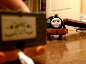 Nick Jr face tries cauliflower