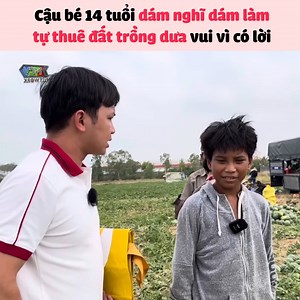 người lớn còn rén mà cậu bé 14 tuổi dám trồng dưa khởi nghiệp rồi Nguồn: MrBB Vlogs 🔥 Bản quyền được bảo vệ và quản lý bởi MCV Network #MCVNetwork #MCVGroup #MCVMedia #mrbb #mrbvlogs #nwt | Bạn Đường Hợp Ý
