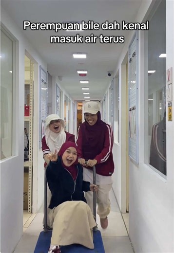 Nasib baik tak tenggelam🤣