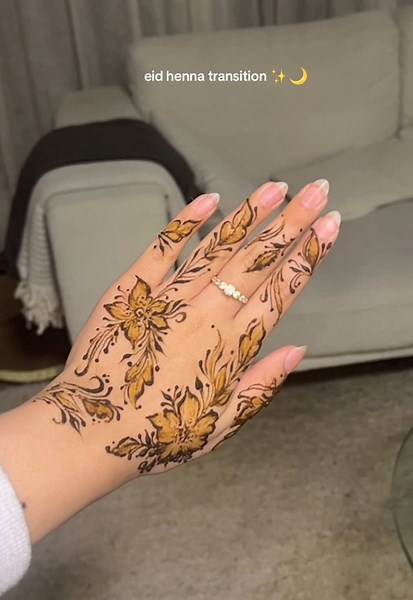 Eid Henna Art Inspirations by Hennaby Mey