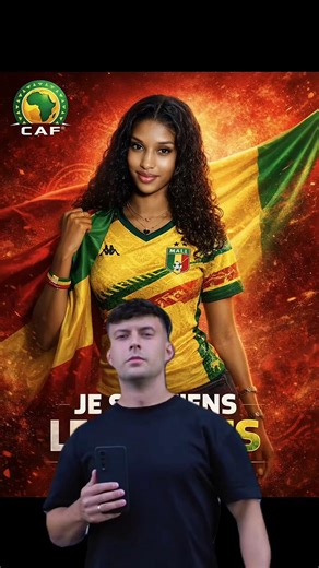 Description : ​Salut tout le monde ! Dans cette vidéo, je vous montre étape par étape comment utiliser l'intelligence artificielle Gemini pour transformer une simple photo en une magnifique affiche de soutien aux Aigles du Mali (ou à votre équipe préférée !). Hashtags : ​#GeminiAI #Mali Comment faire l'effet de texte copier Gemini sur une photo de maillot du Sénégal avec Hypic. Comment créer une tendance Hypic. Tendance Instagram de filtre de texte. Filtre de texte dans l'application Hypic. Comm