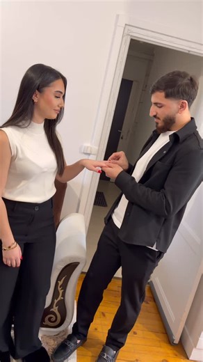 Inna on Instagram: "Mon bébé a tellement grandi que bientôt le mariage ❤️ . . . . . #love#couple#paris#ezdi#follow"