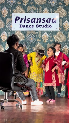 Prisansaa Dance Studio: Join Our Dance Classes