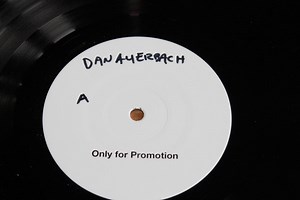 Dan Auerbach - Keep It Hid