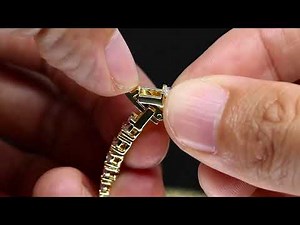How to close and open the new lock of tennis chain