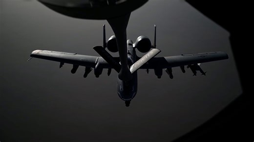 Midair refueling keeps A-10 in action over Iran
