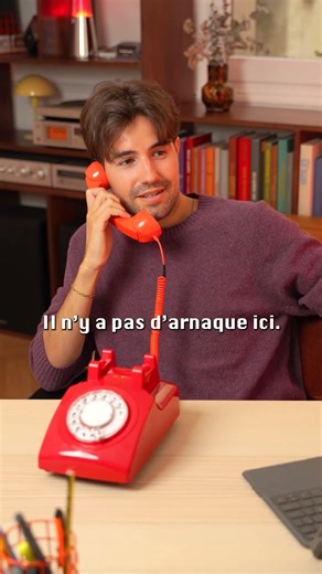 TELEPHONE ROUGE VARIANTE CODE CONFIDENTIEL