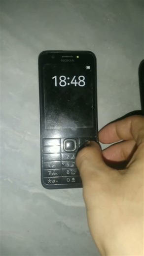 Nokia 1100 (2003),C5 (2011),230 (2016),105 (2017) Logo Shut down