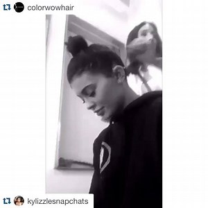 #Repost @colorwowhair with @repostapp. ・・・ Wow! @jenatkinhair uses Root Cover Up on @kyliejenner to perfect her hairline 󾮟🏻#ColorWowCult #kyliejenner #hair #colorwow #beauty | Blowout&Go