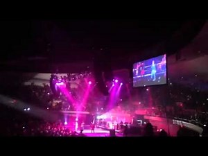 "Baby" Justin Bieber Live In Hawaii