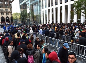 Apple Upgrade Program participants complain of no stock, scheduling problems | AppleInsider