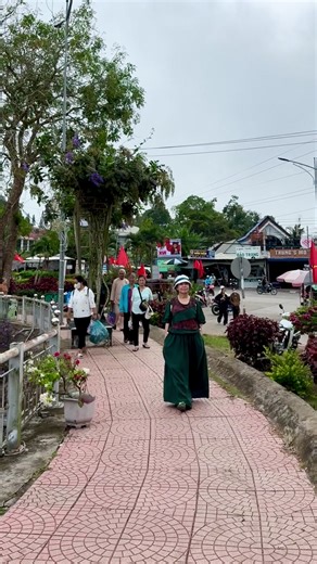 Video của loannguyen0101_ (@loannguyen0101_) với bản nhạc nhạc nền - Gia Huy Singer