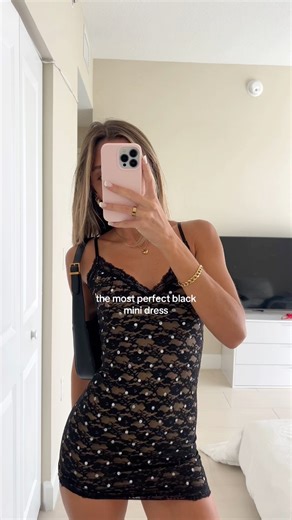 black mini dress 🖤 | K.ashlen