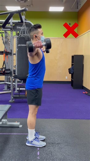 ⚠️ Keep your arm slightly bent using side lateral raises #sidelateral #sidelateralraises #sideraises #dumbbellraises #formtip #exerciseform