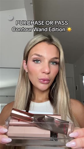 best contour sticks 🫶🏻 #purchasesidontregret #purchaseorpass #makeuppurchase #makeupilovemakeupihate #makeupholygrails #makeupflops #productsworthyourmoney #makeup #contourstick #lysbronzingstick #charlottetilburycontourwandreview #makeuptok #foryou #foryoupage