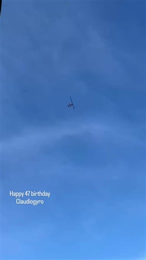 #claudiogyro #autogiro #gyroplane #gyrocopter #flying #fly #flight #volare #volo #aria #adventure #neiperte #condividi #exstremesports #libertà #amazing #terzadimensione #verticalexploration #tutti #followers #pilot #pilotslife #instapilot #piloforpassion #manovre #bassaquota | Claudio Gyro