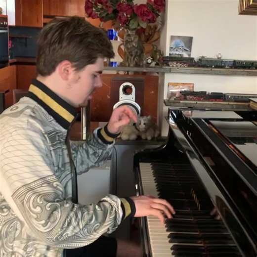 285K views · 7.1K reactions | I hope you will enlojy my new mix with 5 own versions: Yesterday, Africa, Imagine, Lose you to love me, Mr Blue Skie If you enjoy my music you can send me stars  I wish you a beautiful weekend ❤️ | Michael Andreas Häringer | Facebook