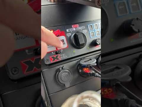 Code 3 Xcel siren demo on a police vehicle