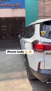 3.6M views · 18K reactions | Radiating confidence and elegance, Amruta Fadnavis commands attention as she arrives in style. #AmrutaFadnavis #bosslady #style #influential #outfits #AmrutaFadnavisfanclub | Amruta Fadnavis Fan Club | Facebook