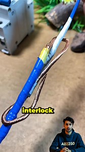 Pro-level electrical splicing made easy.​#ElectricalHacks #WireSplicing #DIYElectrical #ToolTricks #ElectricianLife | Ab2250