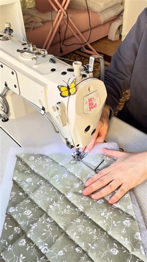 21K views · 167 reactions | Ipad sleeve with pocket Pattern. Video by The Honeyed #sewingpattern #sewing #cozy #diyproject | Caroline weglen | Facebook