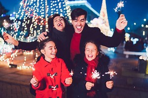 10 Resolution Ideas to Make Your Family Stronger in the New Year  | LoveToKnow